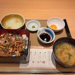 Yayoi Ken - 鶏まぶし定食❤︎