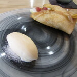 Ryoriya Takashima - 無花果のクレープ エピス 酒粕のアイスクリーム