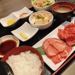 Yakiniku Sanoya - 