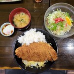 Minato - かつめし, サラダセット