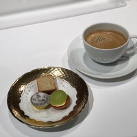 メゾン ポール・ボキューズ - 