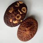 uzuki sweets shop - フィナンシェ プレーン（手前）キャラメル（奥）