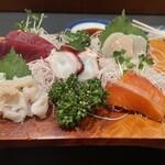 山正 - 刺身5点盛り1500円