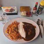 さつき - スペシャルカレー(チキンカツカレー＋ナポリタン)