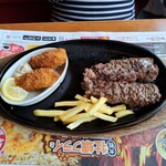 ブロンコ ビリー - がんこハンバーグとカキフライのランチセット