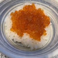 蟹鮨 加藤 札幌店 - 後日食べた少量のご飯と鱒いくら。