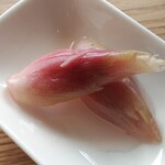 コワーキングカフェプチル - 店主さん手作りの茗荷の酢漬け