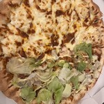 アオキーズピザ - ハーフ＆ハーフの ピザでした✧︎*。