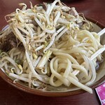 前田食堂 - 麺の太さがバラバラ！