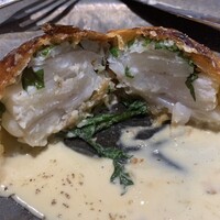 馳走西健一 - パイ包み焼き
                    太刀魚と玉ねぎと大葉。
                    ブールブランソースで。