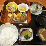 はし本 - 旬菜弁当(これに天ぷらも付く)