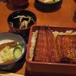 川魚料理 魚庄 本店 - うな重(2013.9)