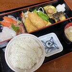 瑠玖＆魚平 - まんぷく弁当750円