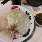 Tera Ccho - 特製ラーメン980円と高菜110円(2023.10.7)