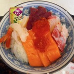 水口寿志亭 市場の食堂  - 