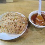 中国屋台十八番 - チャーハン 850円