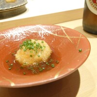 鮨 権左衛門 - 先付 　胡麻団子 玉蜀黍
