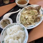 日高屋 - 肉野菜炒め定食