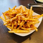 Govinda Curry Bar - 激辛フライドポテト　ハバネロパウダーたっぷりで結構辛い