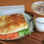 NICOLAO Coffee and Sandwich - スモークサーモン