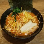 Yokohama Ie Kei Ramen Ginya - 銀家①(*´>ω<`*)