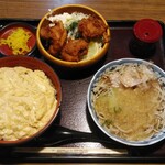 三国屋 - 料理写真:玉子丼唐揚げセット