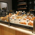 Annam Gourmet Market - パン