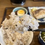 Dona Betaki Gohan Asahi - 雑穀米は少しゴロゴロ口に残る感じ