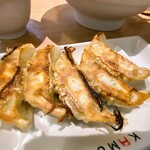どうとんぼり神座 - 野菜いっぱいラーメン+餃子セット