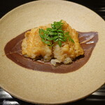 富小路 やま岸 - 淡路島産名残り鱧のタレ焼き 葉山椒と共に