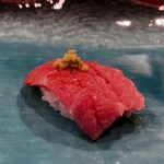 鮨一貫 - 大トロ