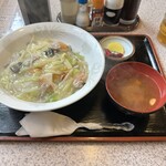 Shokudou Ichiban - 中華丼