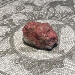 きう - 榊山牛の塩麹たたき