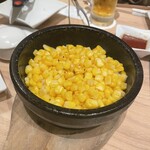 肉のひぐち直営焼肉 安福 - バター香るたっぷりとうもろこしの石焼きごはん