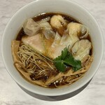 Ramen KURUMU - 肉・海老ワンタン麺 黒