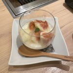 肉のひぐち直営焼肉 安福 - いちじくのパンナコッタ