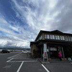 元祖しじみラーメン 和歌山 - ロケーション抜群目の前は十三湖