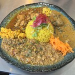 スパイシーカリーハウス 銀座半月 - 