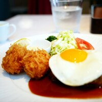 レストラン ケルン - ハンバーグとカニクリームコロッケ