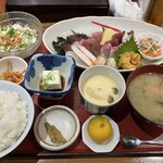 海鮮丼専門店 佐助 - 刺身定食&うに刺し追加
