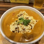 YAMITUKI Curry - 合い挽き肉とトマトの焼きチーズカリー