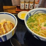 練り込みうどん「権」 - 