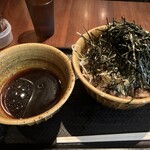 なぜ蕎麦にラー油を入れるのか。 - 