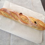 パン・ド・メルソー - マカデミアンナッツとマロンのフランスパン
