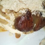 cafe nekoji -  モンブランクレープ。