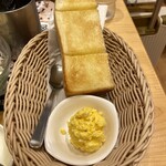 珈琲所 コメダ珈琲店 - トースト たまご