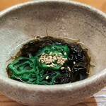 焼とり 熟成魚 木崎 - 石川県産の高級言われないともずく。なかなか巡り合わないらしい。今日は出逢えた