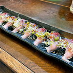 立ち呑み ビアジオ - ブリの青唐オイルカルパッチョ（500円）