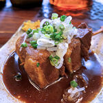 立ち呑み ビアジオ - 角煮串（200円）