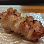 焼とり 熟成魚 木崎 - 希少部位    胸  薬研軟骨。柔らかい歯ごたえが美味しい。１羽から２本しかとれないらしい